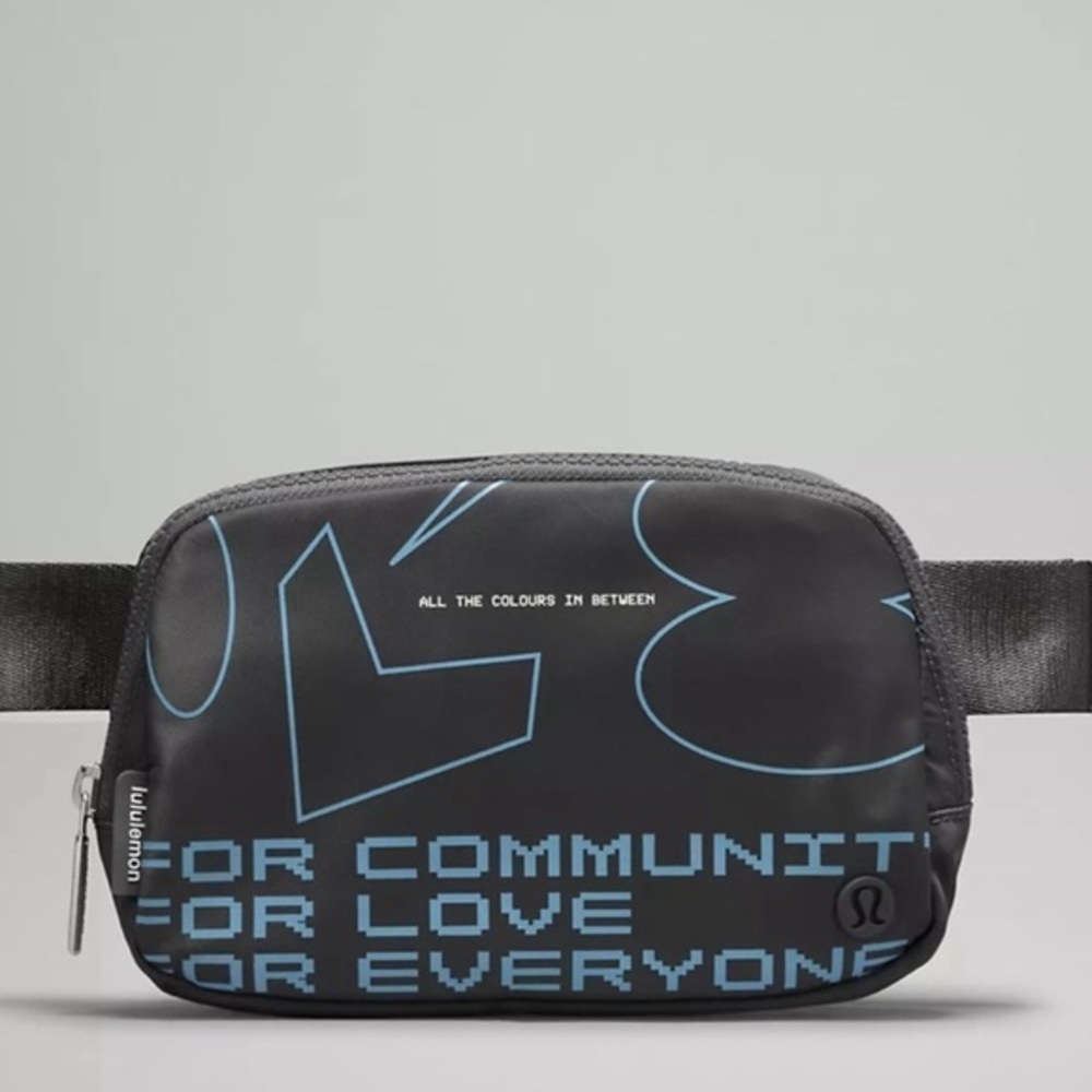 NWT Lululemon Everywhere Belt Bag 1L *Pride, Limited Edition